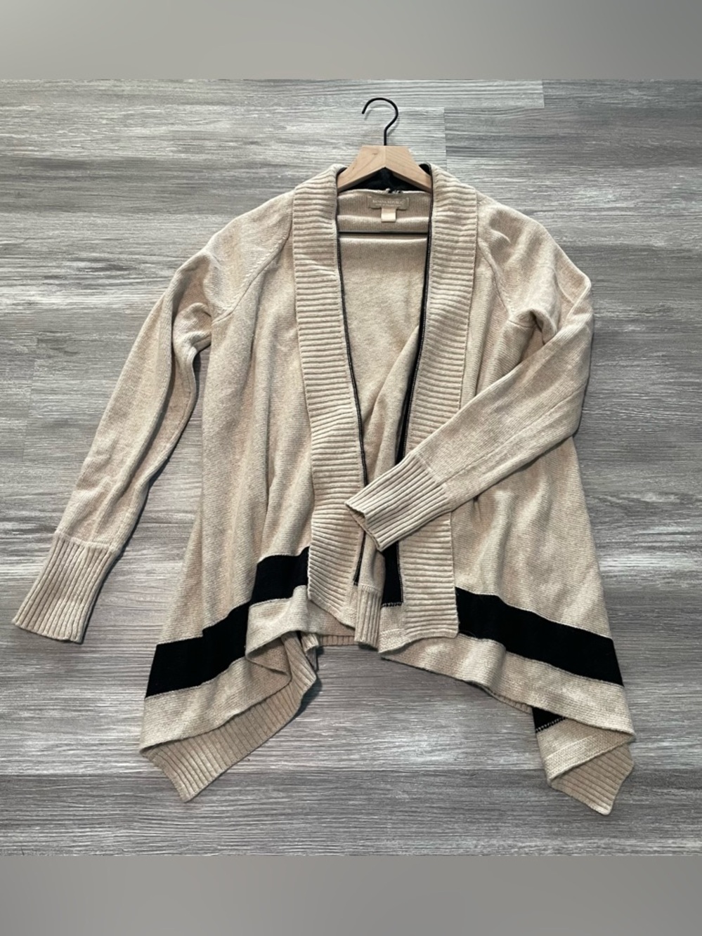 Banana Republic Italian Yarn Beige/Black Open Front Merino Wool Cardigan Boho M